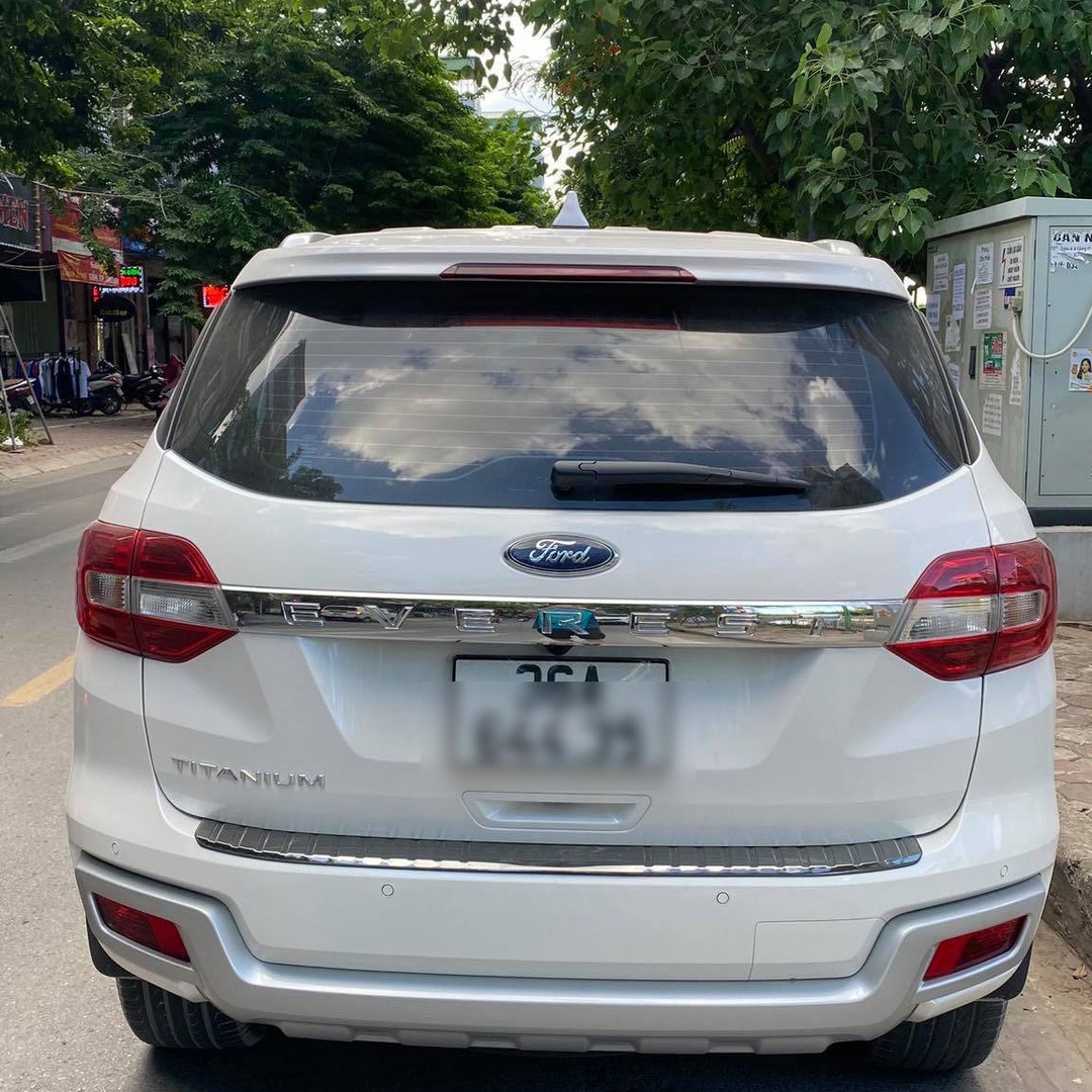 FORD EVEREST 2017-2022 custom-fit car window sun shades — photo 14
