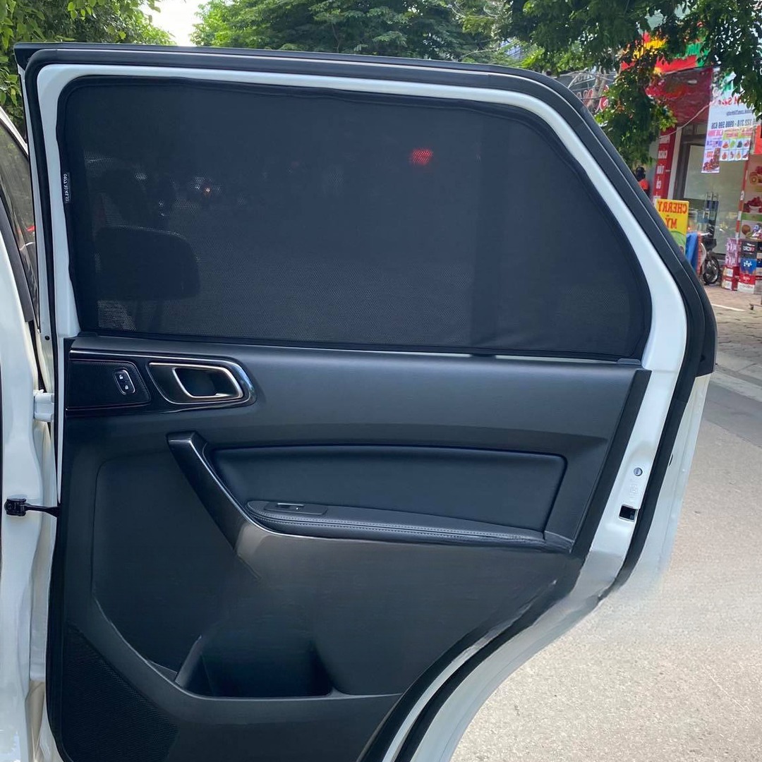 FORD EVEREST 2017-2022 custom-fit car window sun shades — photo 15