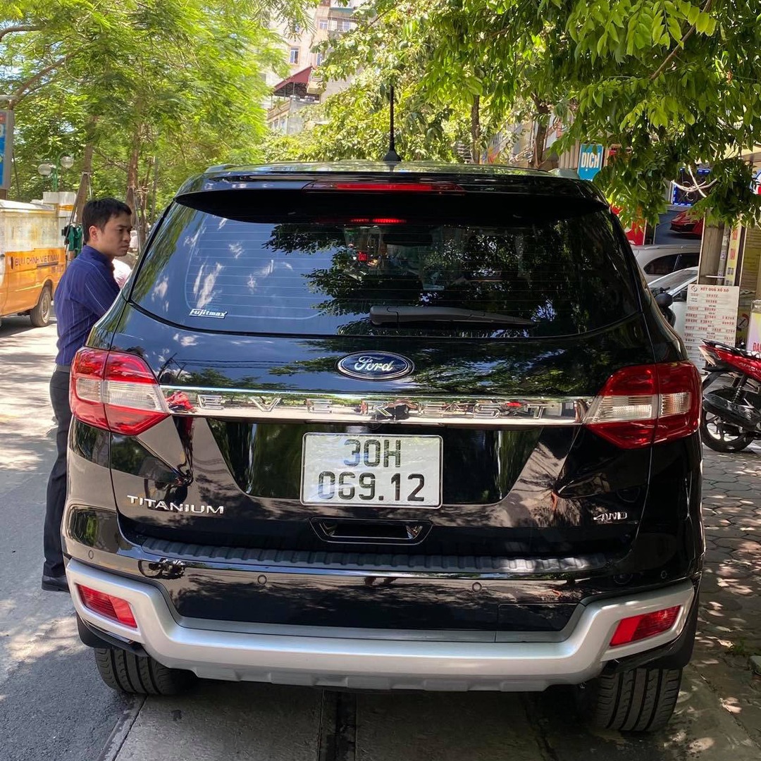 FORD EVEREST 2017-2022 custom-fit car window sun shades — photo 19
