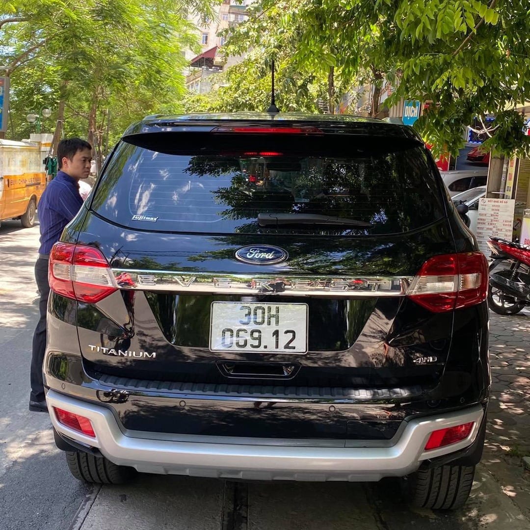 FORD EVEREST 2017-2022 custom-fit car window sun shades — photo 19