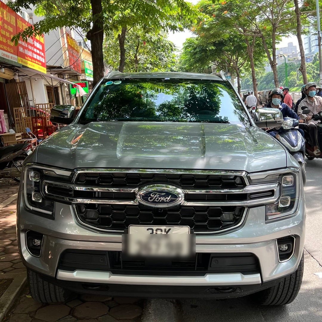 FORD EVEREST 2023-2025 custom-fit car window sun shades — photo 13