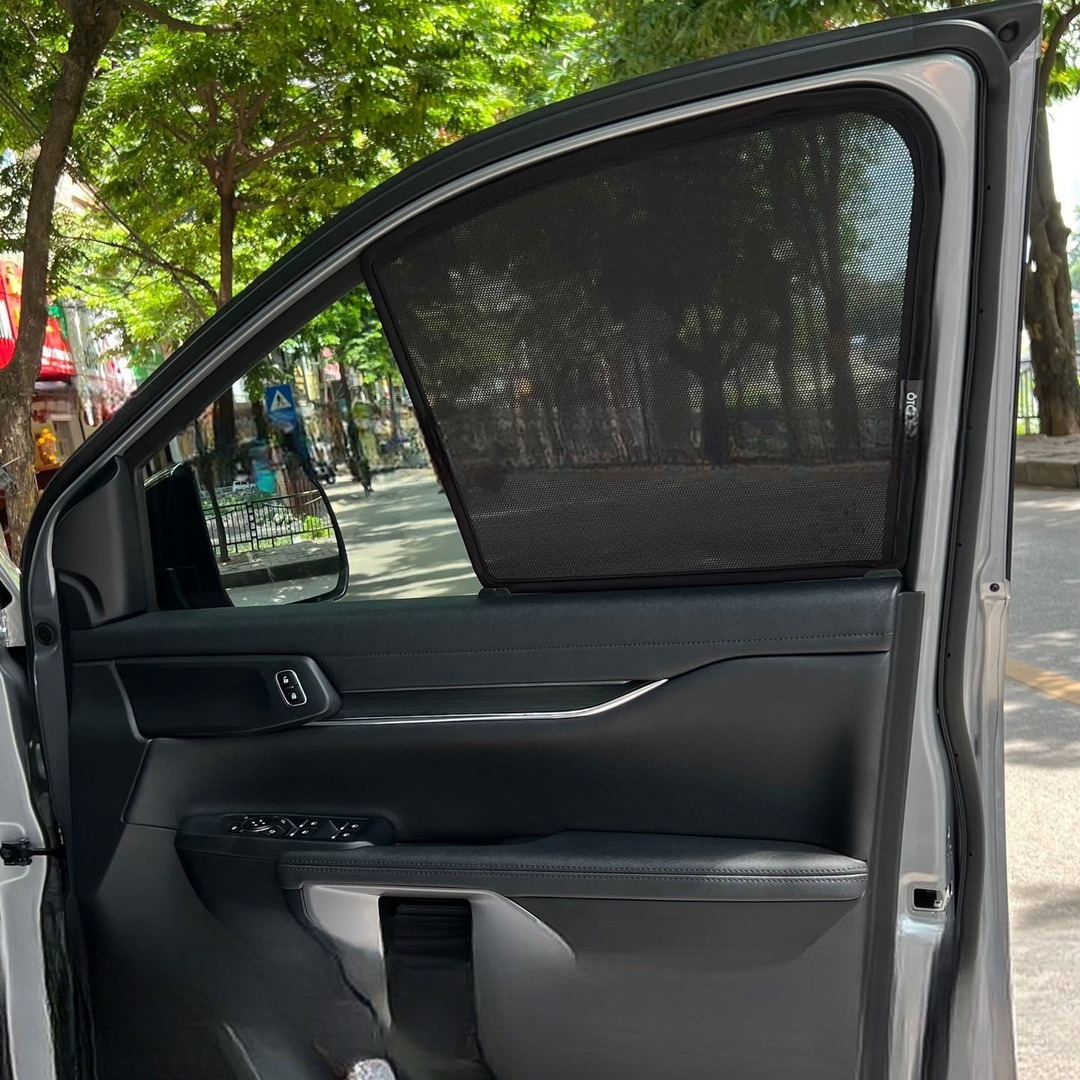 FORD EVEREST 2023-2025 custom-fit car window sun shades — photo 18