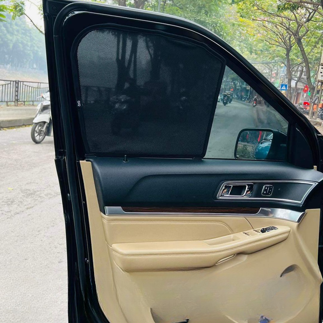 FORD EXPLORER 2016-2021 custom-fit car window sun shades — photo 3