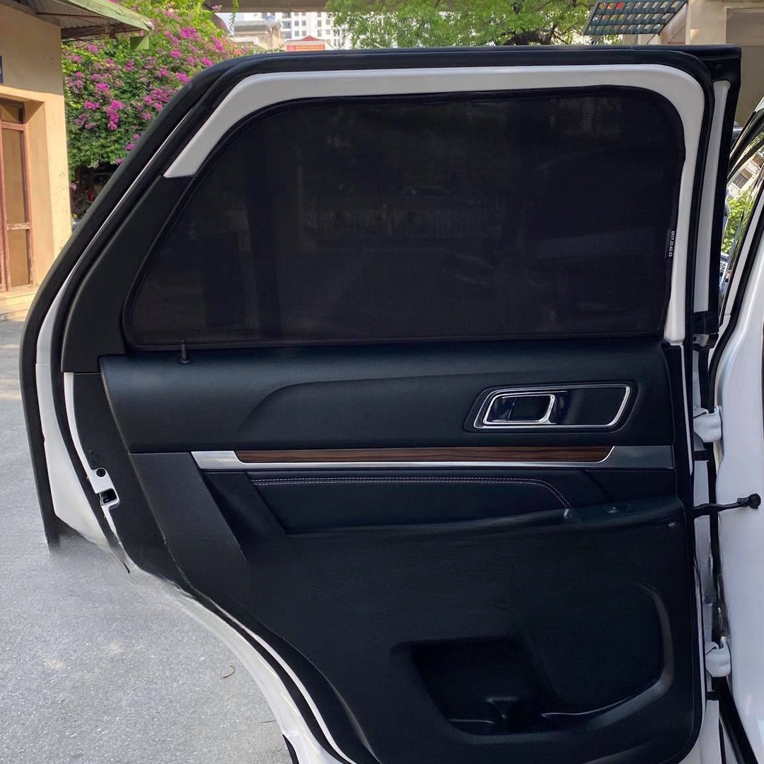 FORD EXPLORER 2016-2021 custom-fit car window sun shades — photo 8