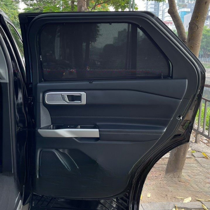 FORD EXPLORER 2023-2024 custom-fit car window sun shades — photo 5