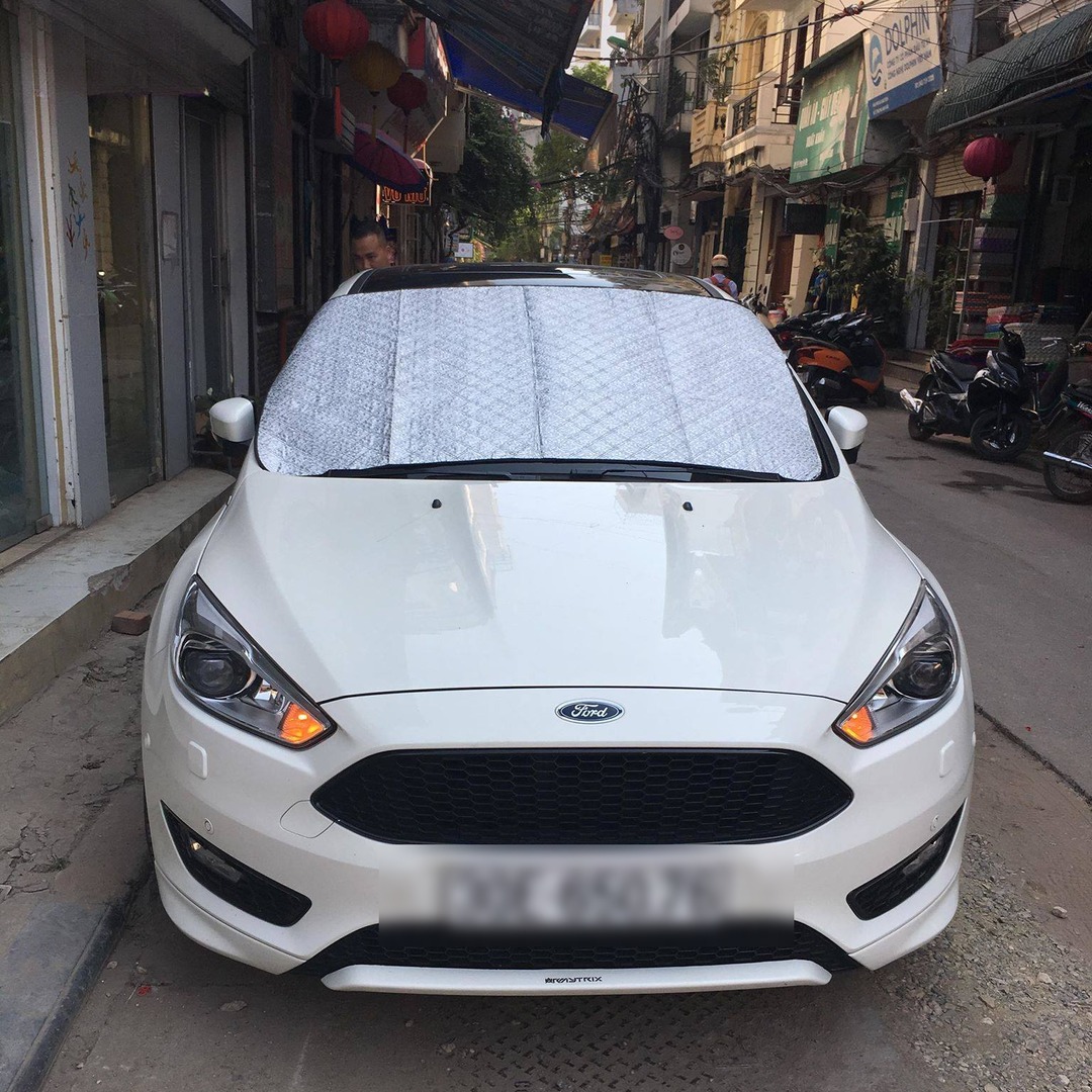 FORD FOCUS HATCHBACK 2014-2020 custom-fit car window sun shades — photo 7