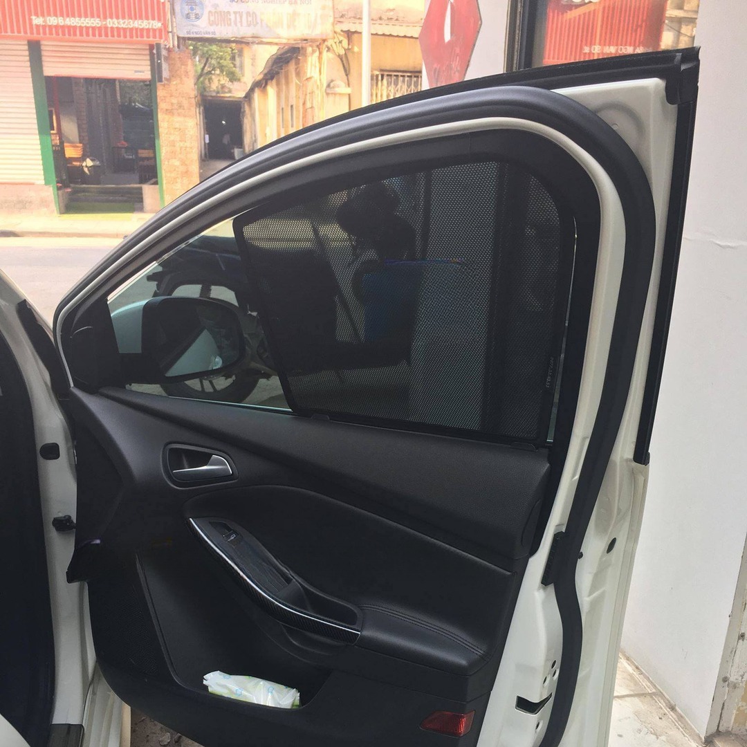 FORD FOCUS HATCHBACK 2014-2020 custom-fit car window sun shades — photo 12