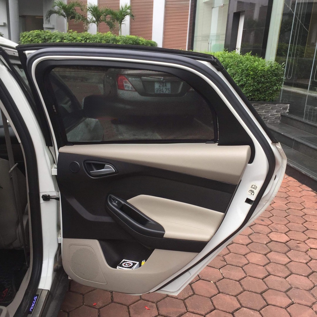 FORD FOCUS SEDAN 2014-2020 custom-fit car window sun shades — photo 11