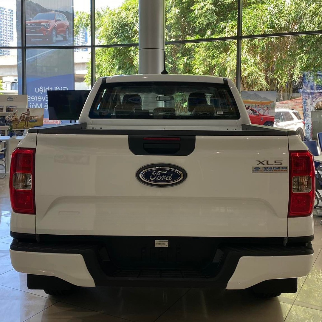 FORD RANGER 2022-2025 custom-fit car window sun shades — photo 4