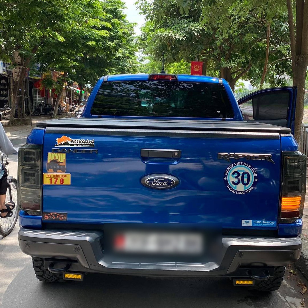 FORD RANGER RAPTOR 2019-2022 custom-fit car window sun shades — photo 4