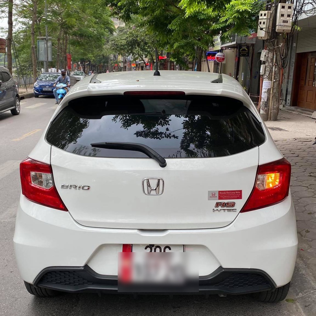 HONDA BRIO custom-fit car window sun shades — photo 4