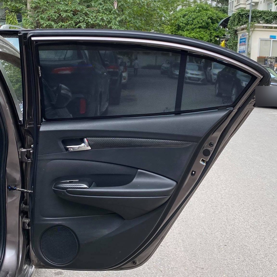 Honda City 5th Gen Sedan 2009-2014 car window sun shades — photo 2