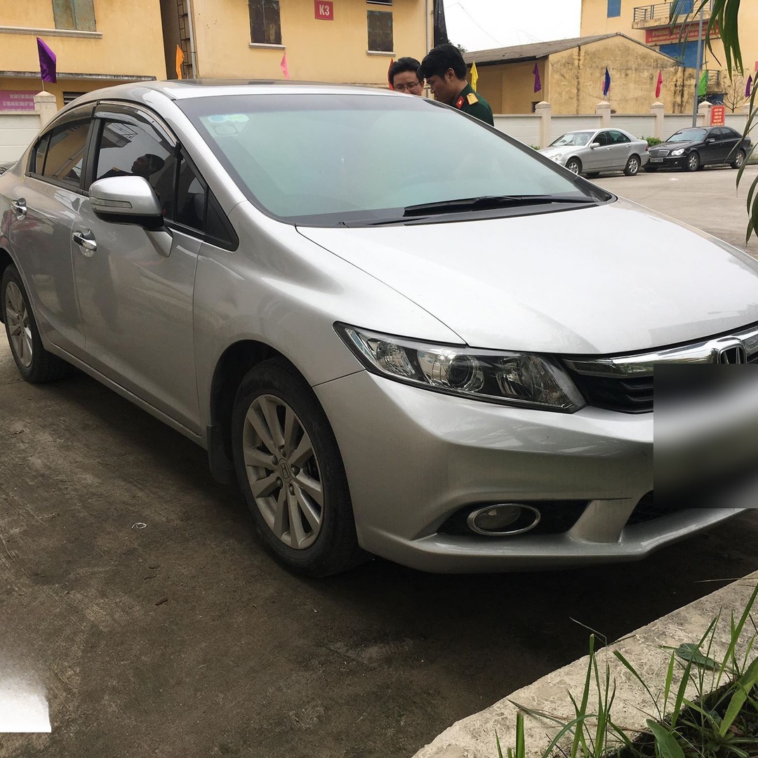 HONDA CIVIC 2013-2016 custom-fit car window sun shades — photo 1