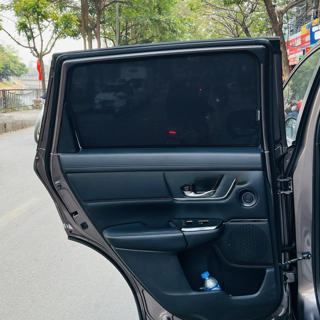 HONDA CR-V 2017-2022 custom-fit car window sun shades — photo 12