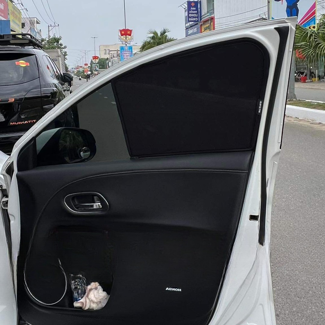 HONDA HR-V 2016-2022 custom-fit car window sun shades — photo 12