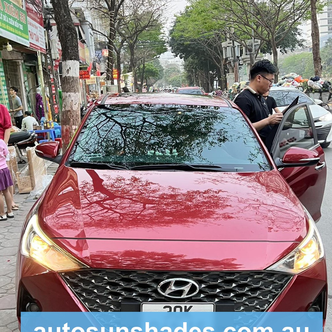 HYUNDAI ACCENT 2017-2023 custom-fit car window sun shades — photo 1