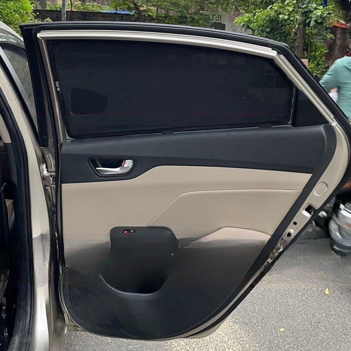 HYUNDAI ACCENT 2017-2023 custom-fit car window sun shades — photo 17