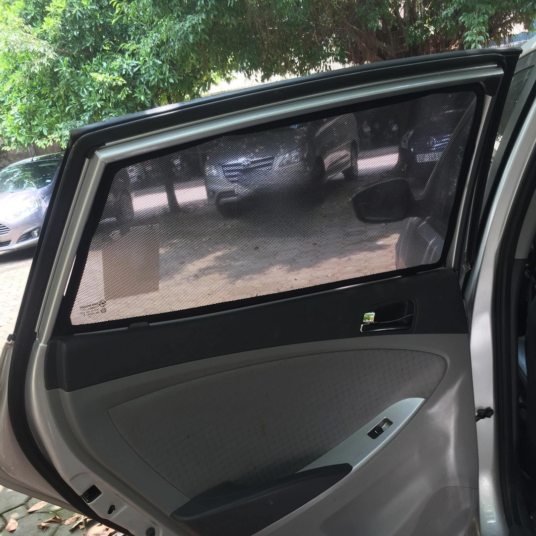 HYUNDAI ACCENT HATCHBACK 2010-2016 custom-fit car window sun shades — photo 8