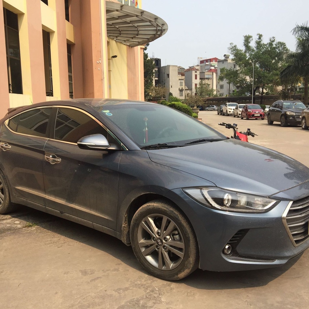 HYUNDAI ELANTRA 2017-2020 custom-fit car window sun shades — photo 11