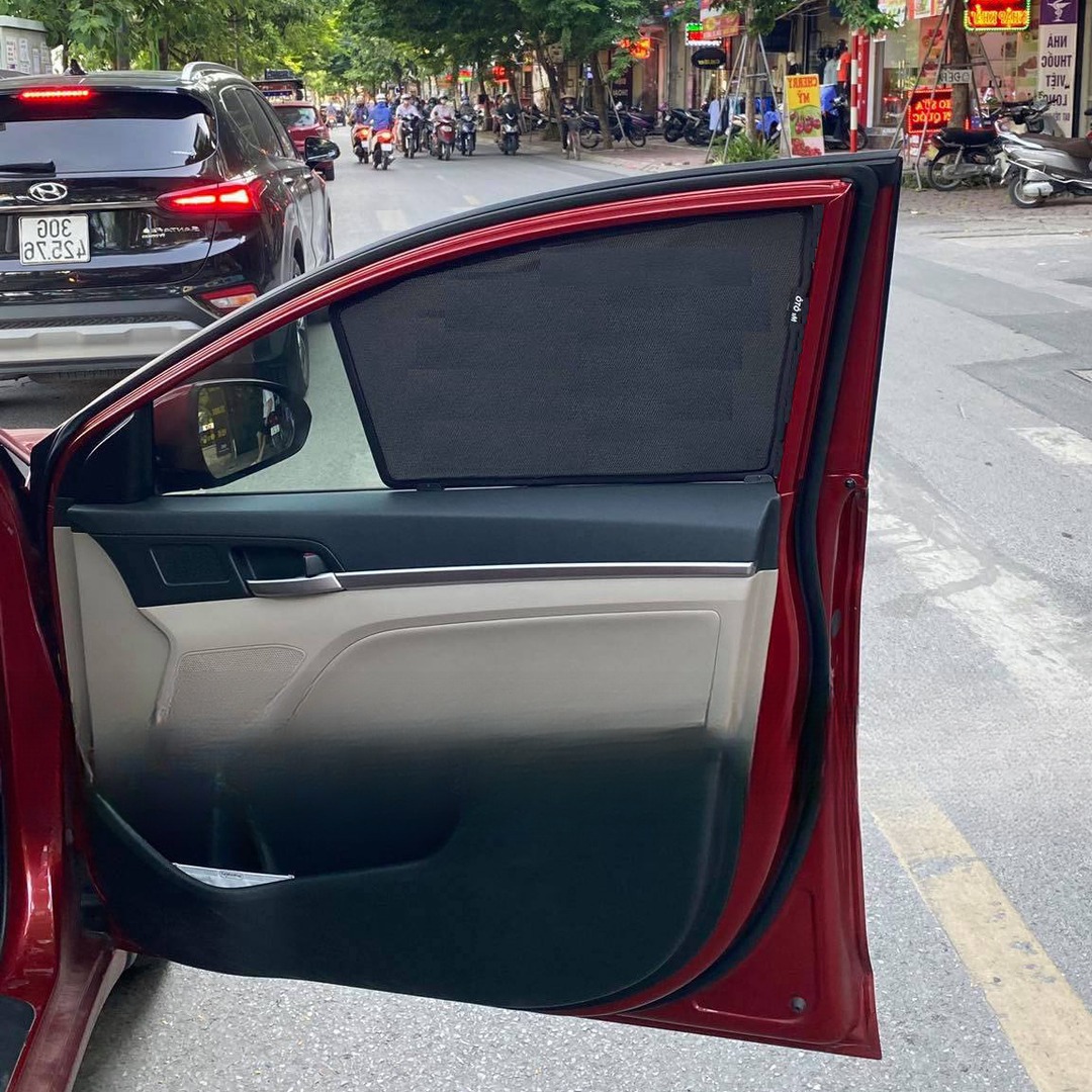 HYUNDAI ELANTRA 2017-2020 custom-fit car window sun shades — photo 18