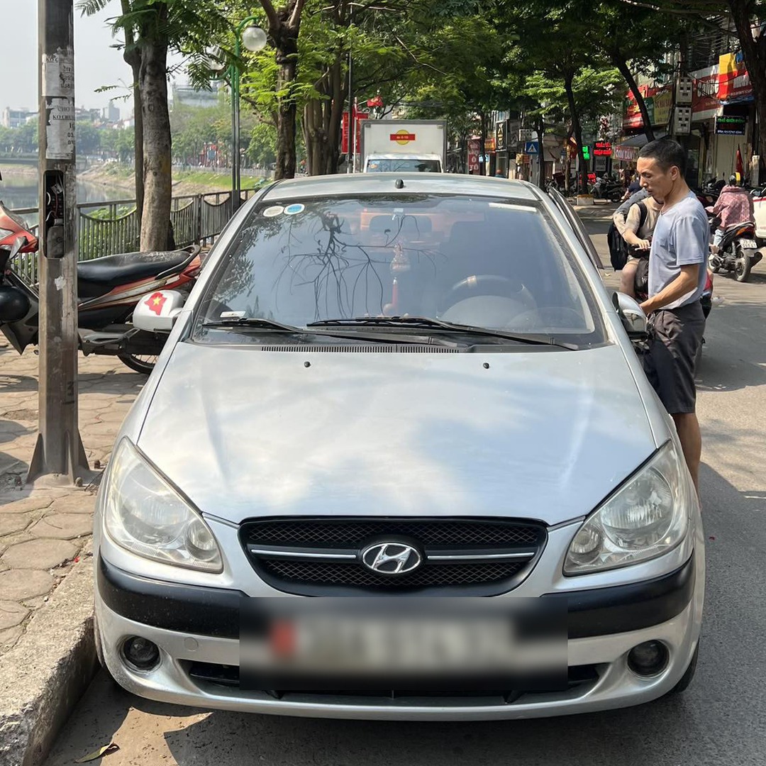 HYUNDAI GETZ custom-fit car window sun shades — photo 6