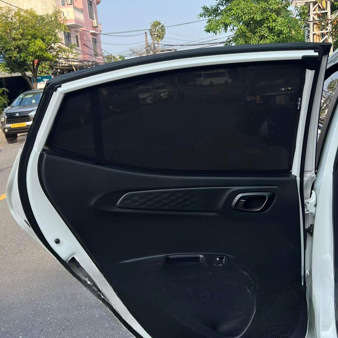 HYUNDAI I10 HATCHBACK 2021-2025 custom-fit car window sun shades — photo 2
