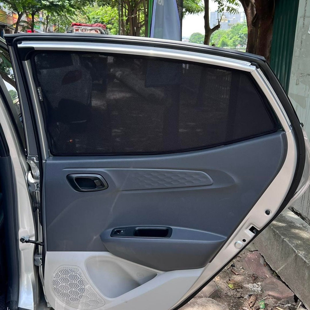 HYUNDAI I10 HATCHBACK 2021-2025 custom-fit car window sun shades — photo 13