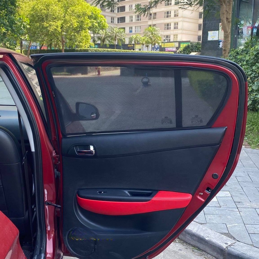 Hyundai i20 PB Hatch 2010-2015 car window sun shades — photo 2