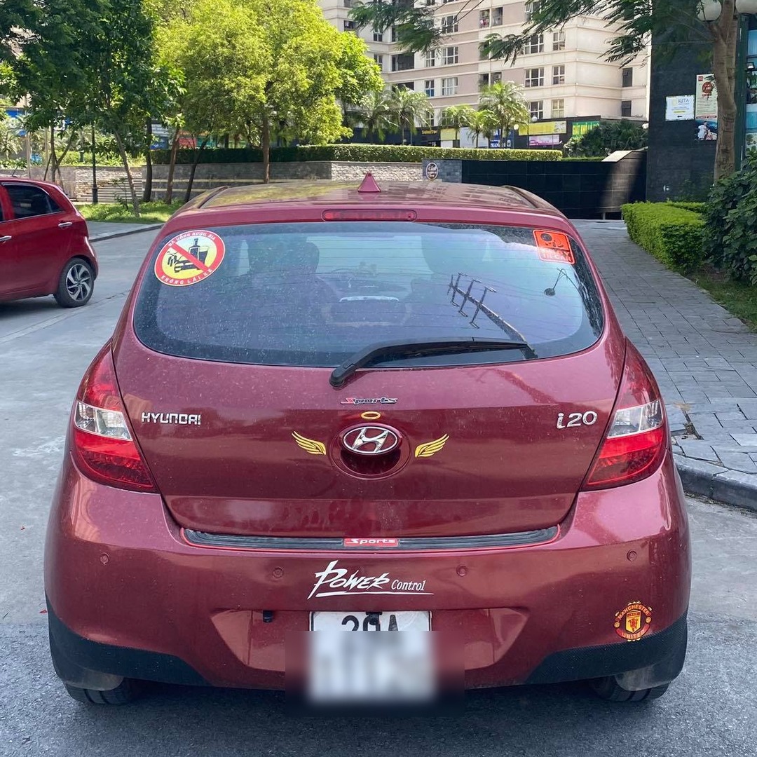 HYUNDAI I20 2008-2012 custom-fit car window sun shades — photo 10