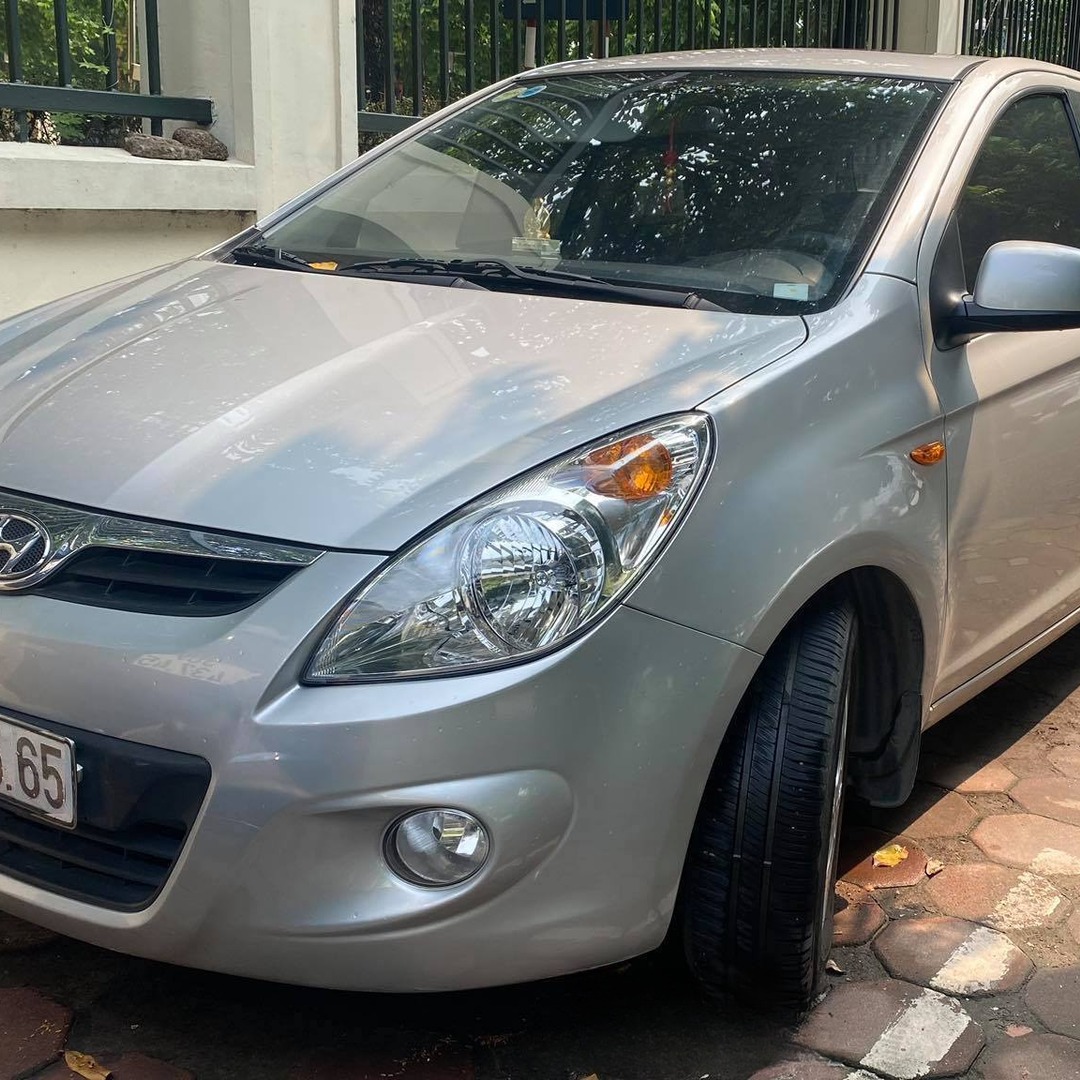 HYUNDAI I20 2008-2012 custom-fit car window sun shades — photo 13