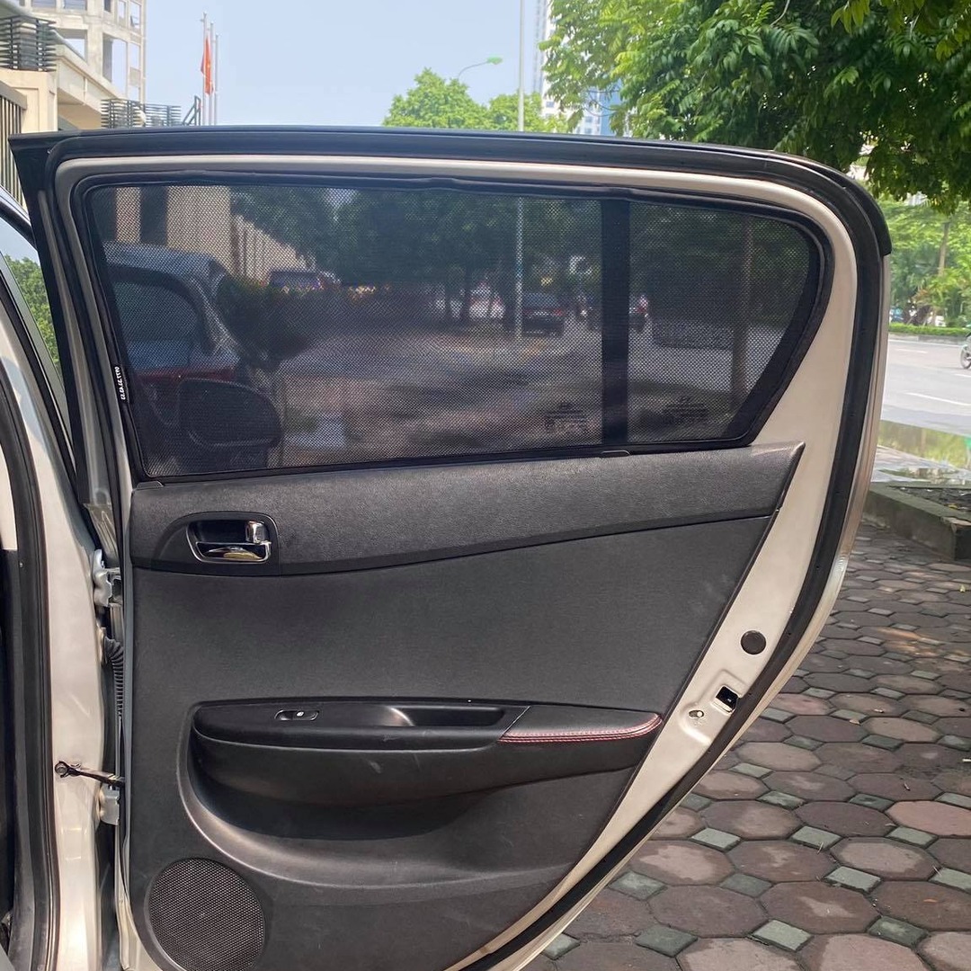 HYUNDAI I20 2008-2012 custom-fit car window sun shades — photo 17