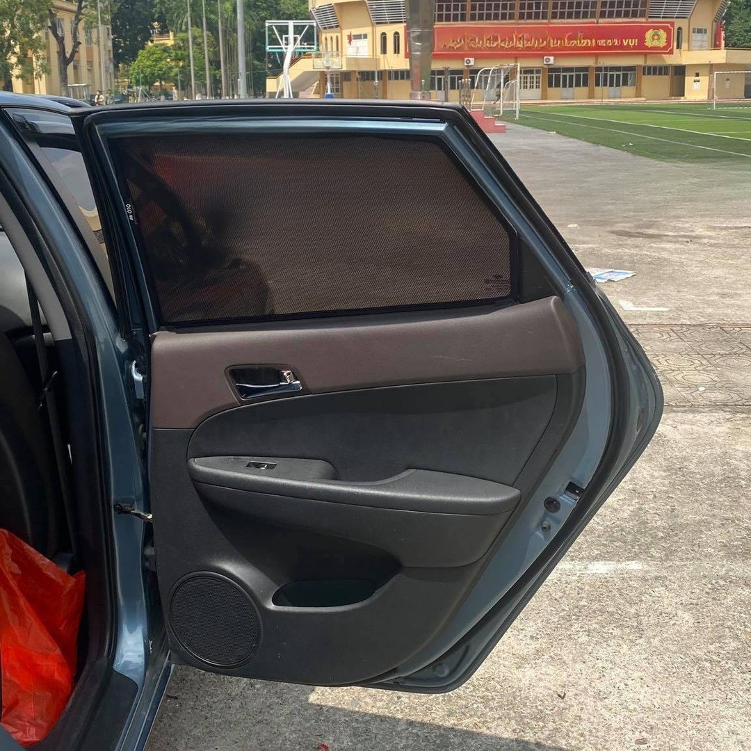 Hyundai i30 FD Hatch 2007-2012 car window sun shades — photo 3