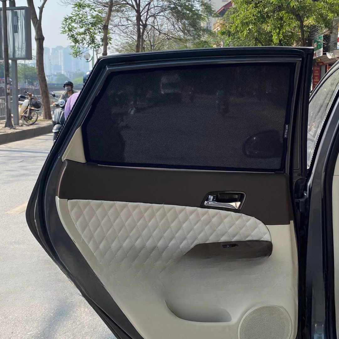 HYUNDAI I30 2007-2012 custom-fit car window sun shades — photo 13