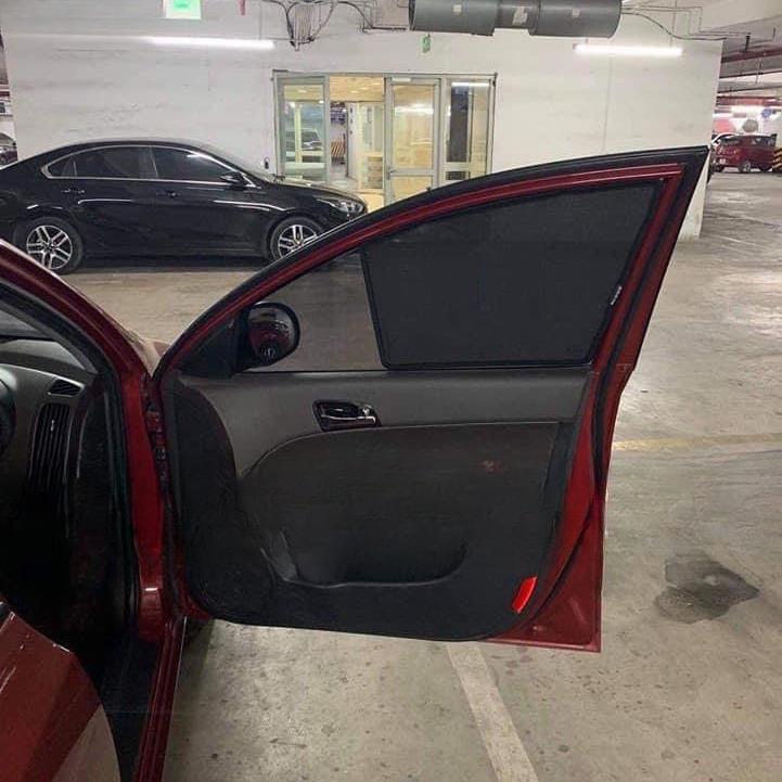 HYUNDAI I30 2013-2019 custom-fit car window sun shades — photo 6
