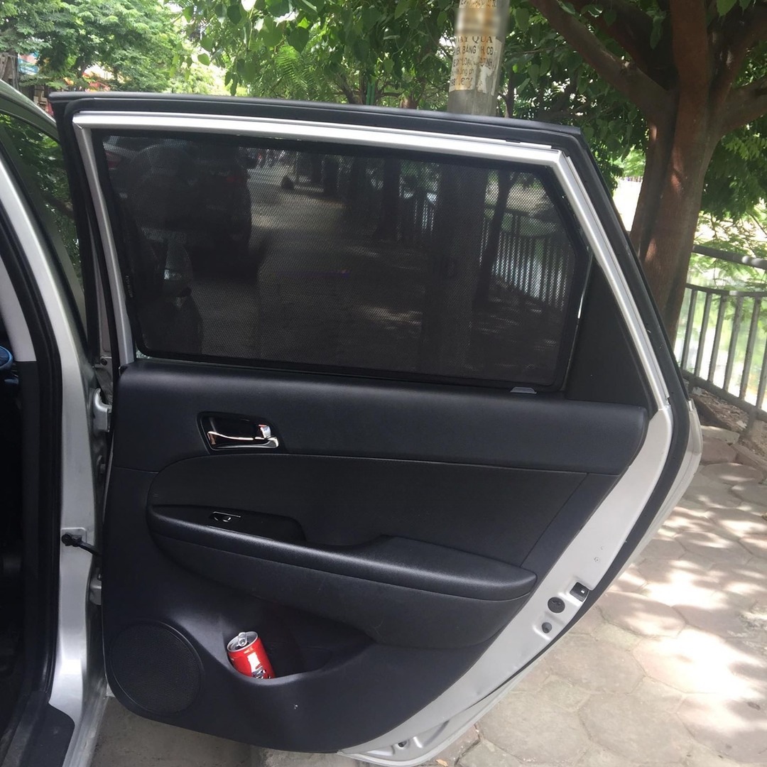 HYUNDAI I30 2013-2019 custom-fit car window sun shades — photo 8