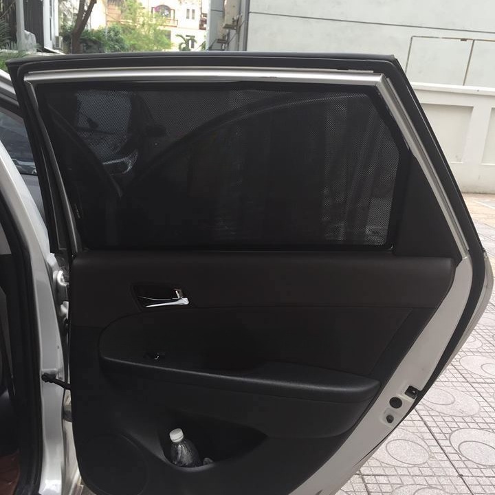 HYUNDAI I30 2013-2019 custom-fit car window sun shades — photo 17