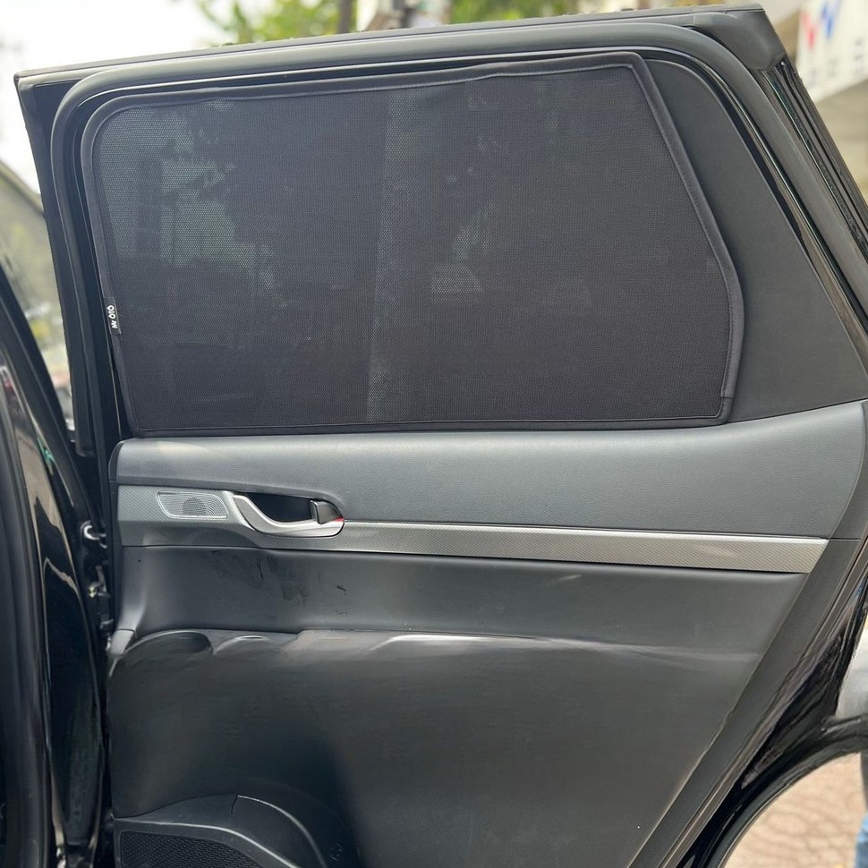 Hyundai Palisade 1st Gen SUV 2020-2025 car window sun shades — photo 4