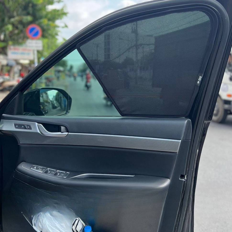 Hyundai Palisade 1st Gen SUV 2020-2025 car window sun shades — photo 5