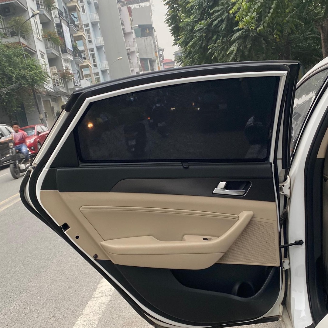 HYUNDAI SONATA 2015-2019 custom-fit car window sun shades — photo 2