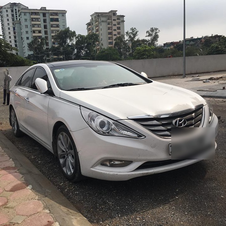 HYUNDAI I45 2010-2014 custom-fit car window sun shades — photo 1