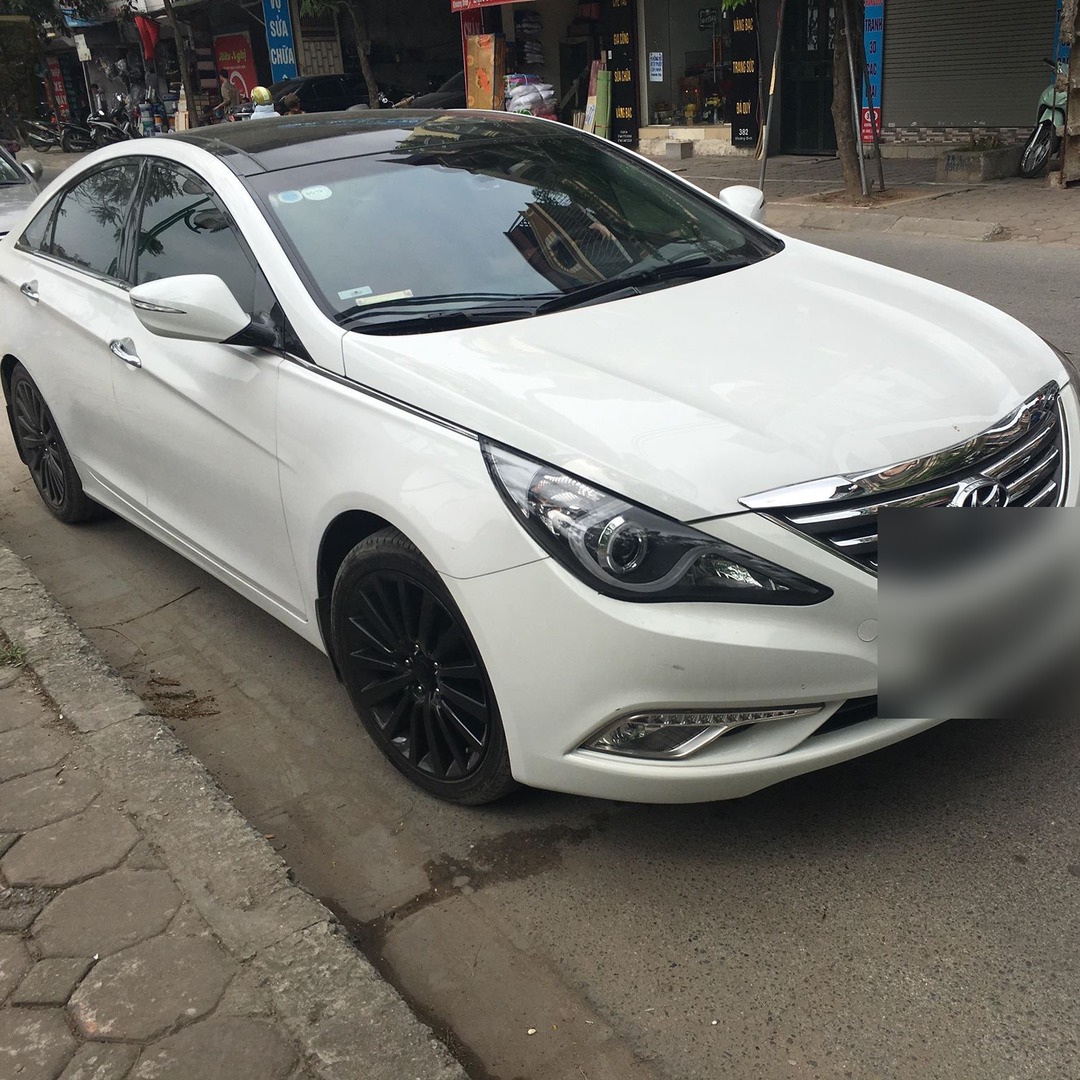 HYUNDAI I45 2010-2014 custom-fit car window sun shades — photo 7