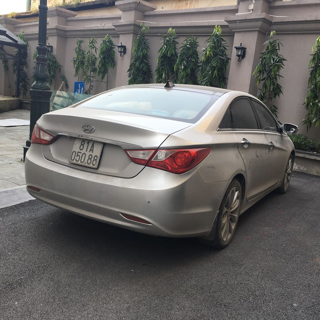 HYUNDAI I45 2010-2014 custom-fit car window sun shades — photo 16
