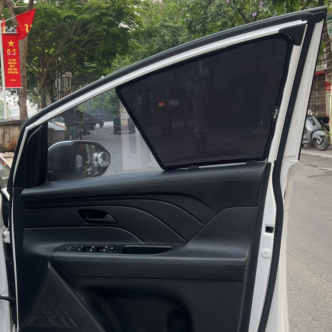 HYUNDAI STARGAZER custom-fit car window sun shades — photo 13