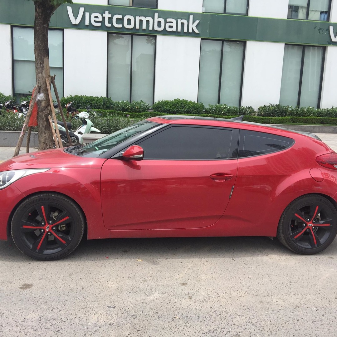 HYUNDAI VELOSTER custom-fit car window sun shades — photo 4