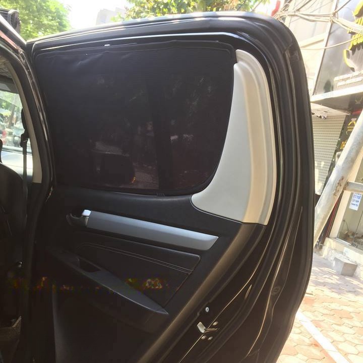 ISUZU MU-X 2016-2020 custom-fit car window sun shades — photo 5