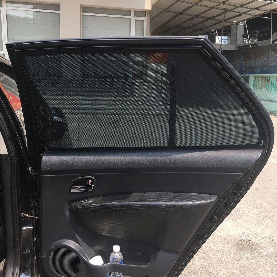 KIA RONDO 2007-2016 custom-fit car window sun shades — photo 5