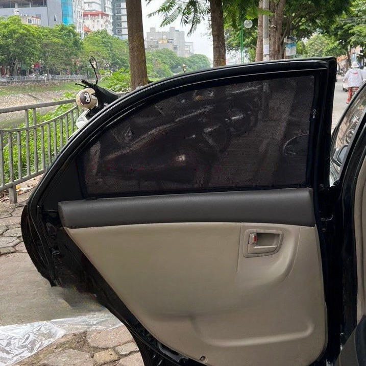 KIA CERATO HATCHBACK custom-fit car window sun shades — photo 2