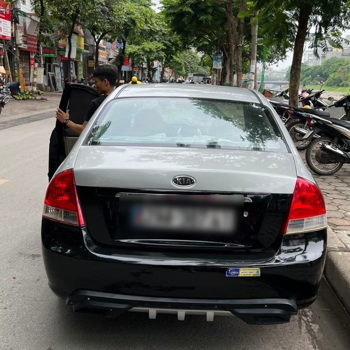 KIA CERATO HATCHBACK custom-fit car window sun shades — photo 4