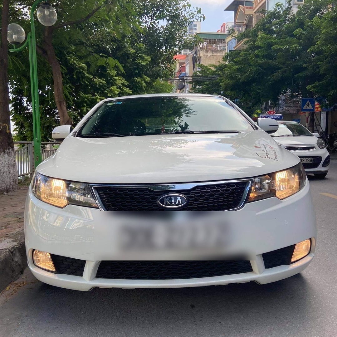 KIA CERATO HATCHBACK custom-fit car window sun shades — photo 13