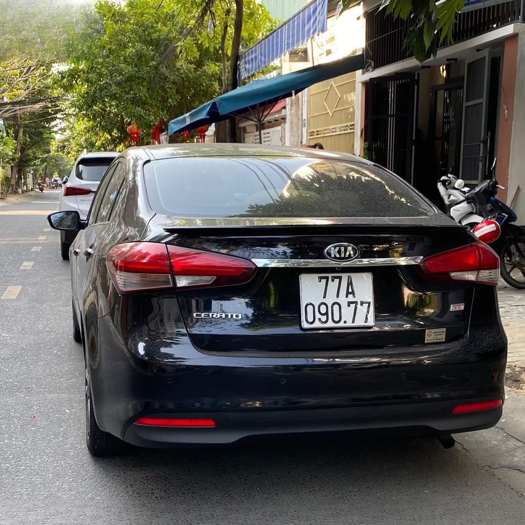 KIA CERATO / K3 2015-2018 custom-fit car window sun shades — photo 10